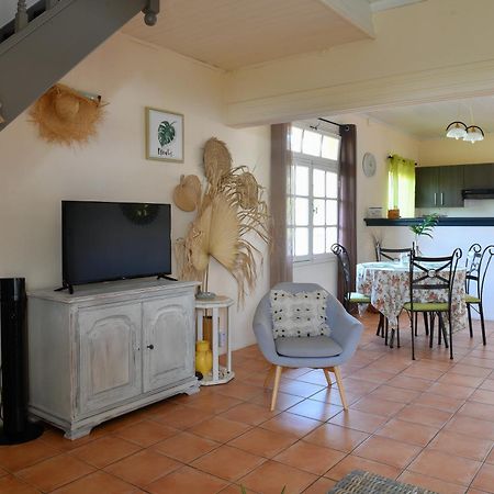 Le Rubinjo - Appartement D'Hotes Saint-Benoît Buitenkant foto